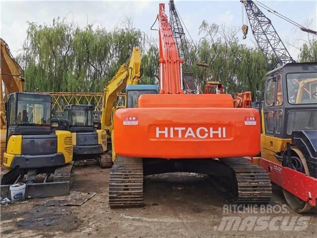 Hitachi EX 220 LC Pelle sur chenilles