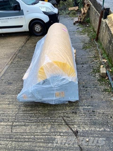 JCB SWEEPER Autres équipements de chargement et de levage