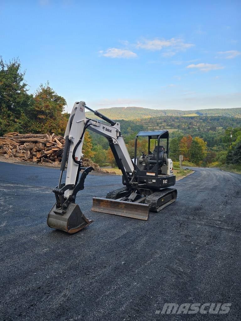 Bobcat E 42 Mini pelle < 7t