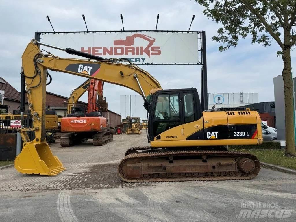 CAT 323DL (320DL) Pelle sur chenilles