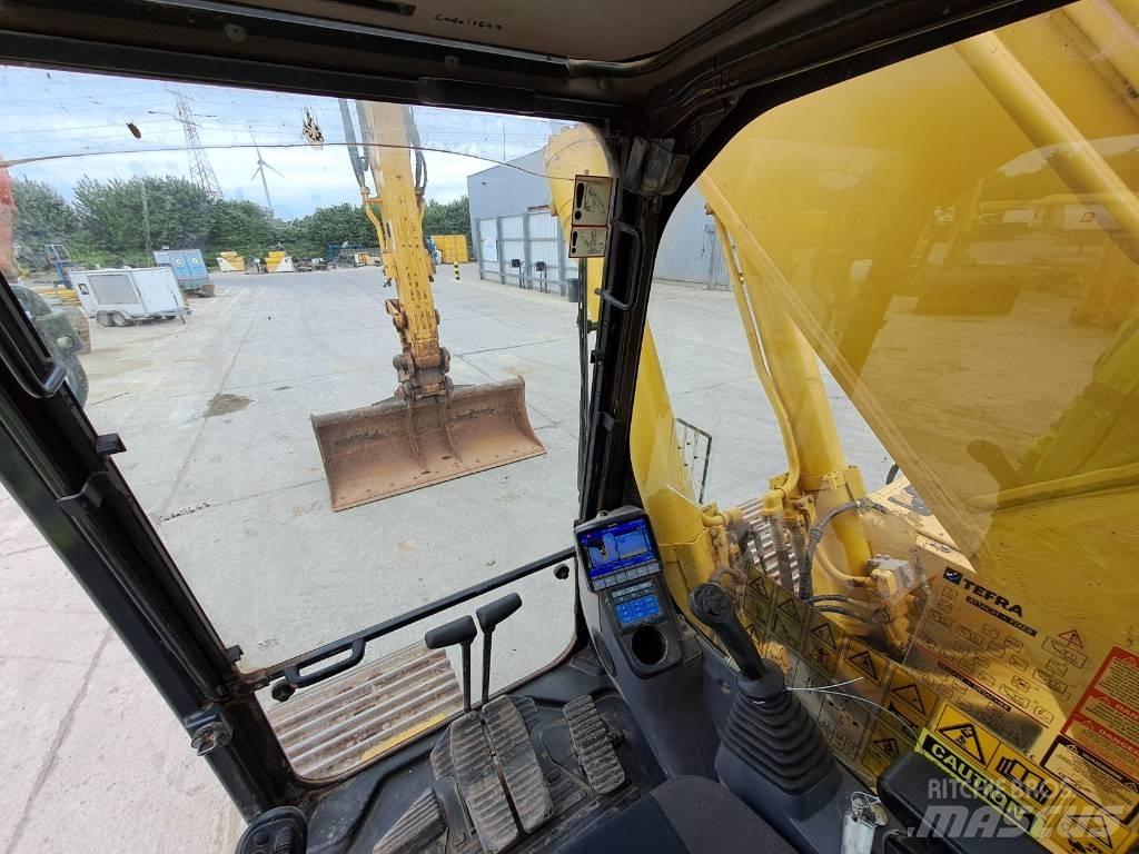 Komatsu HB365LC-3 Pelle sur chenilles