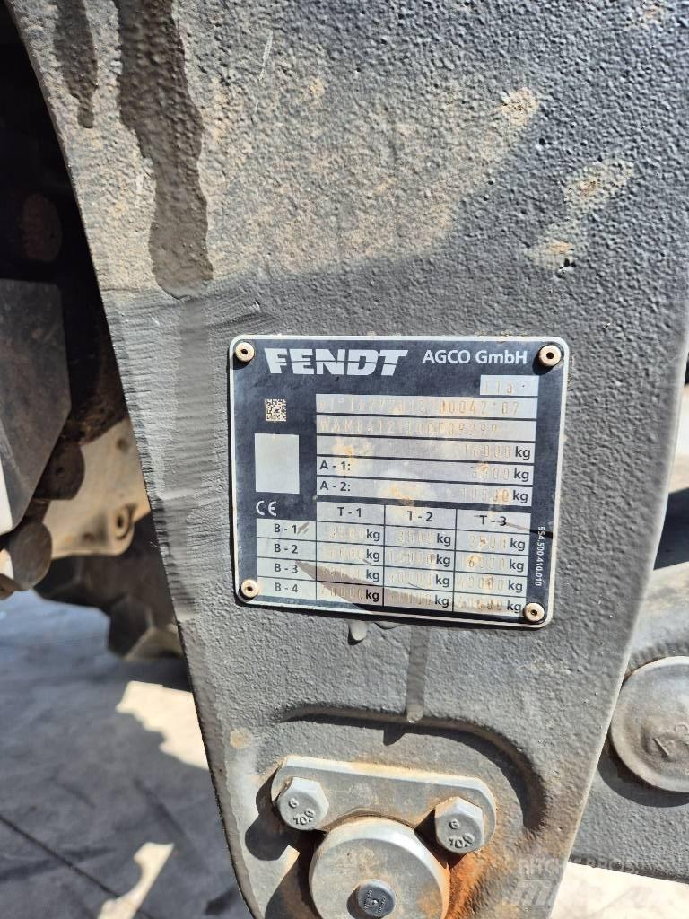 Fendt 826 Profi Tracteur