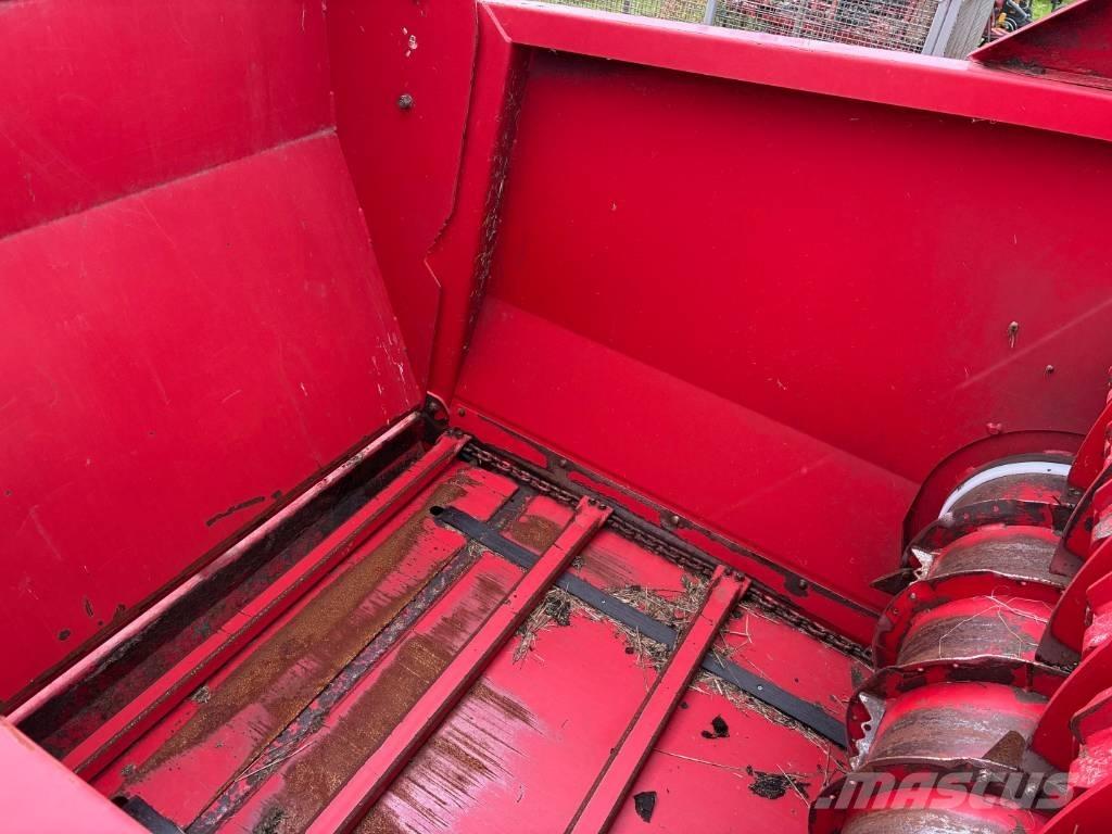 Kverneland 853 Pro Dérouleuse, pailleuse