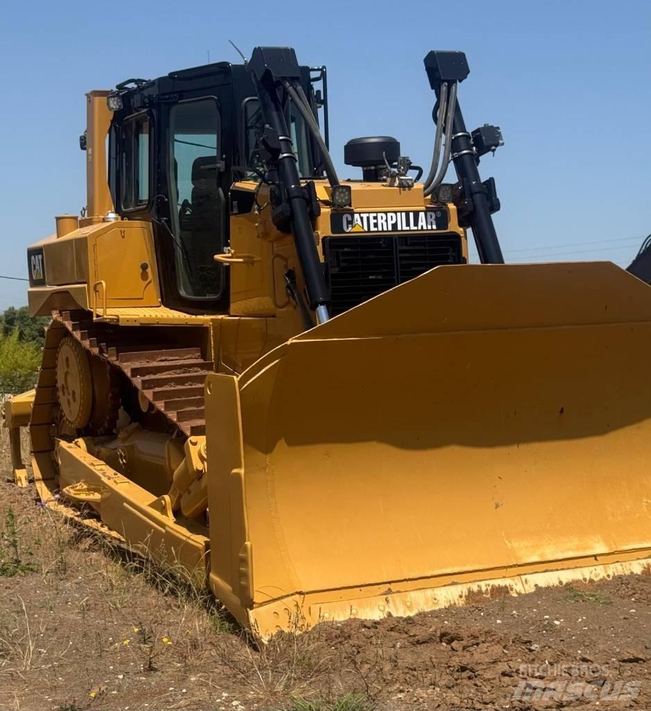 CAT D 6 T XL Bouteurs sur chenilles