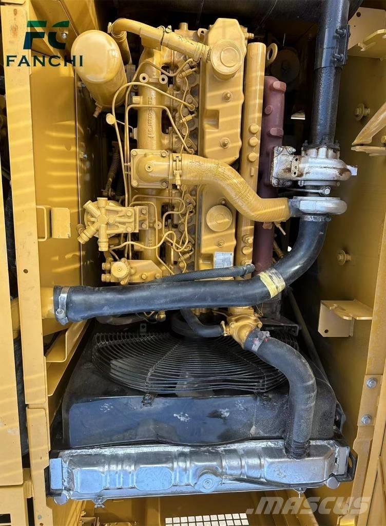 CAT 320 C L Pelle sur chenilles