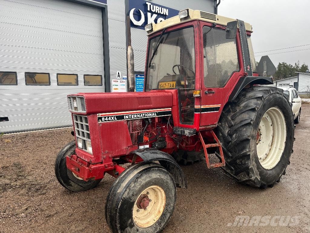 International 844xl Tracteur
