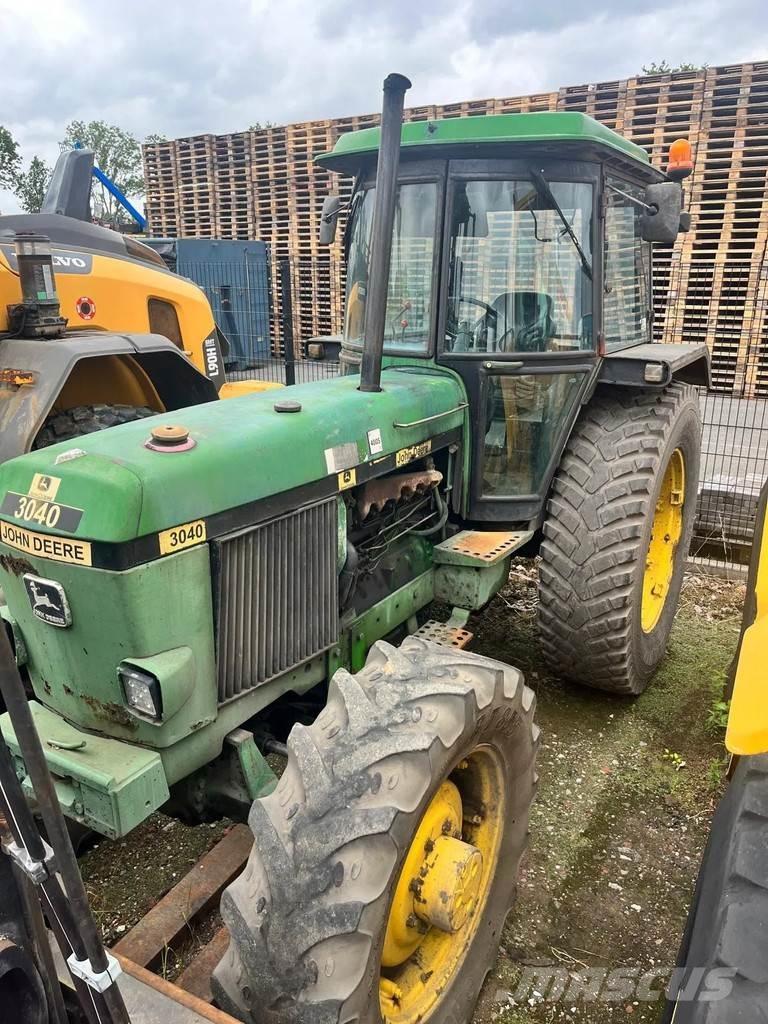 John Deere 3040 Tracteur