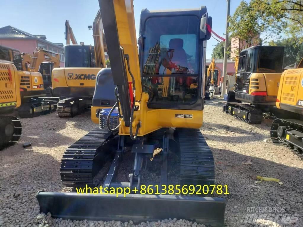 XCMG XE 60 DA Mini pelle < 7t
