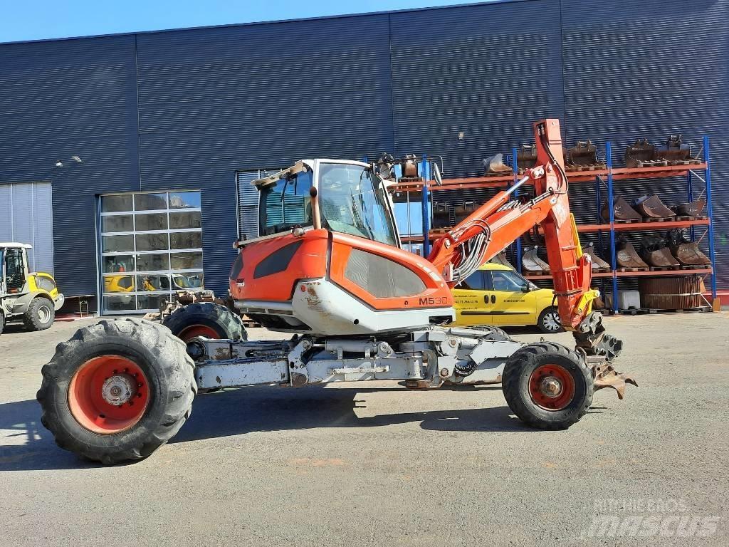 Menzi Muck M530 Pelle sur pneus