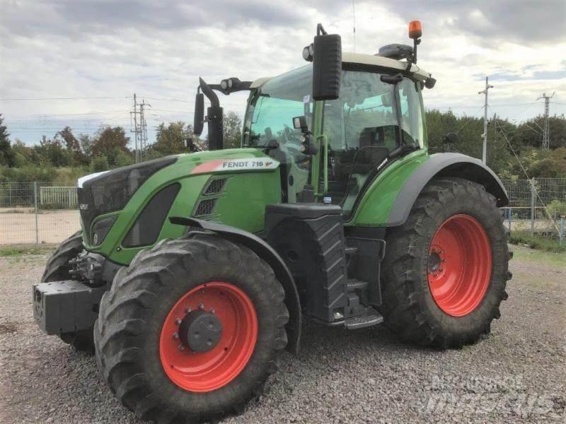 Fendt 716 Vario Tracteur