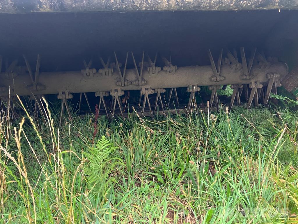 John Deere 1365 Tondeuses tractées