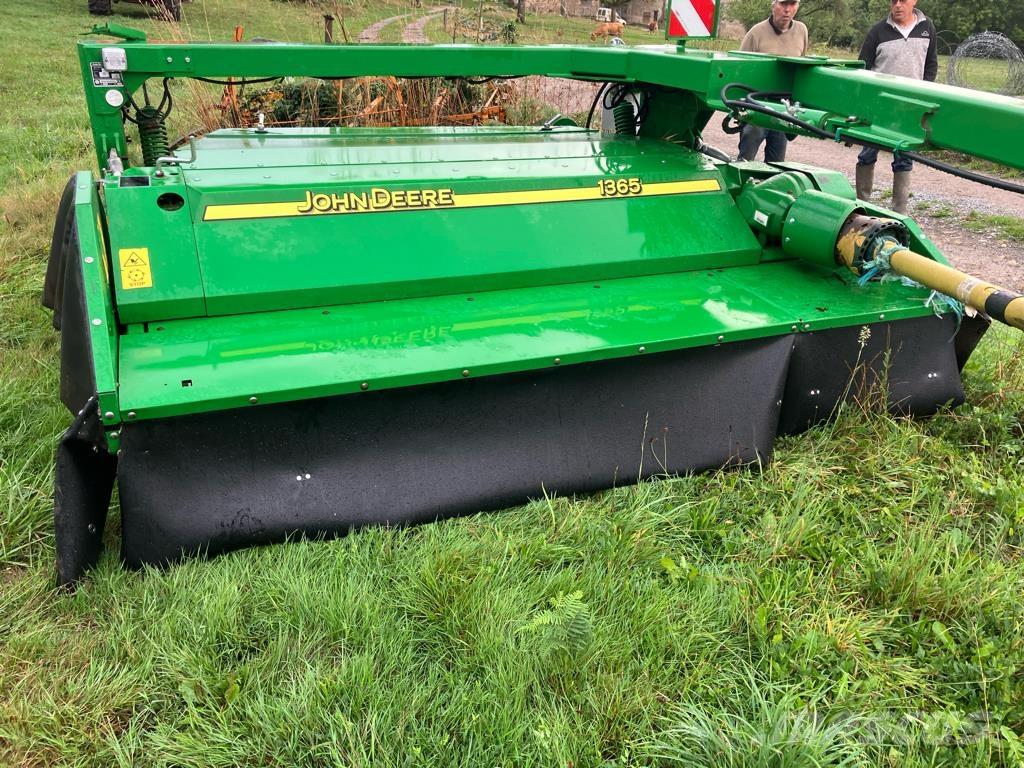 John Deere 1365 Tondeuses tractées