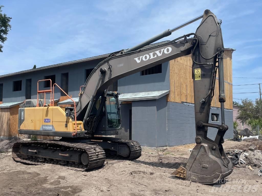 Volvo EC 220 EL Pelle sur chenilles
