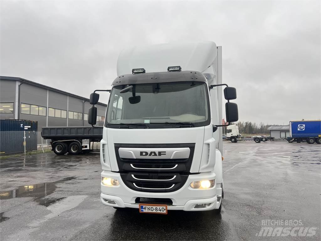 DAF LF 290 FA 4X2 Camion Fourgon