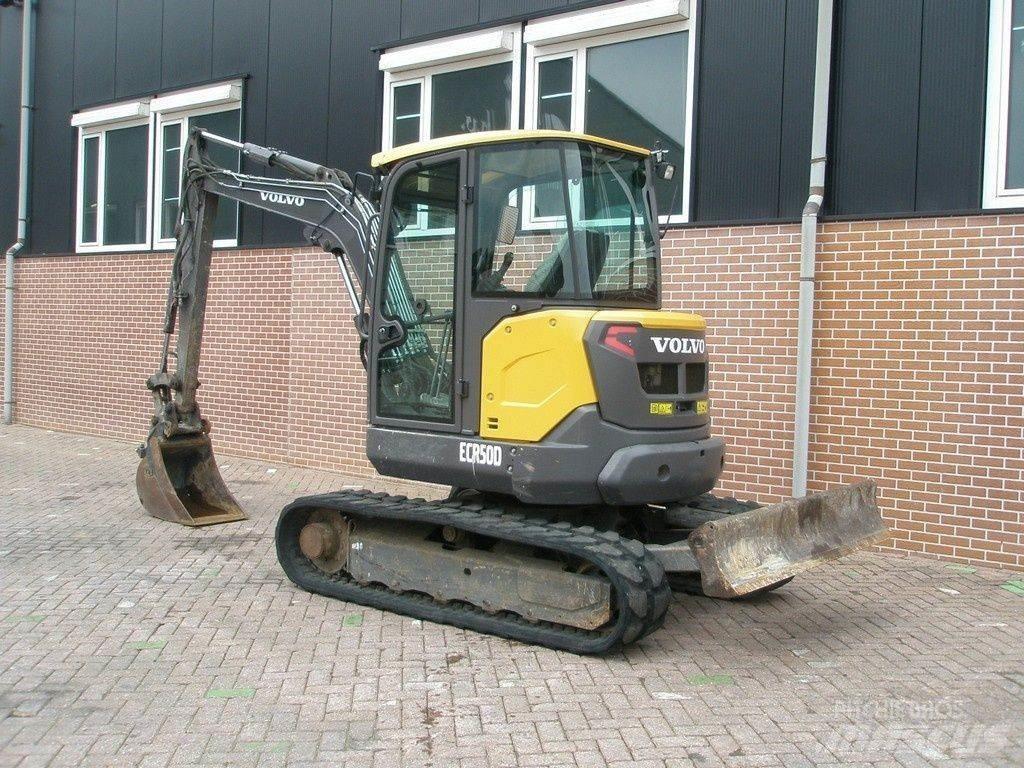 Volvo ECR50D Mini pelle < 7t