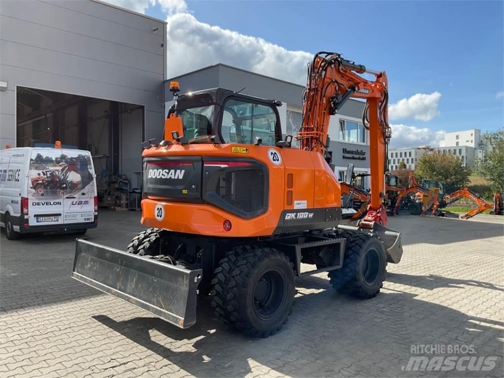 Doosan DX100W-7 Pelle sur pneus