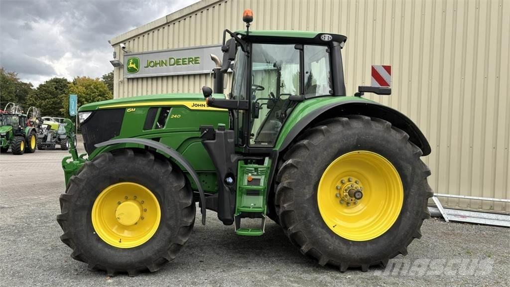John Deere 6M 240 Tracteur