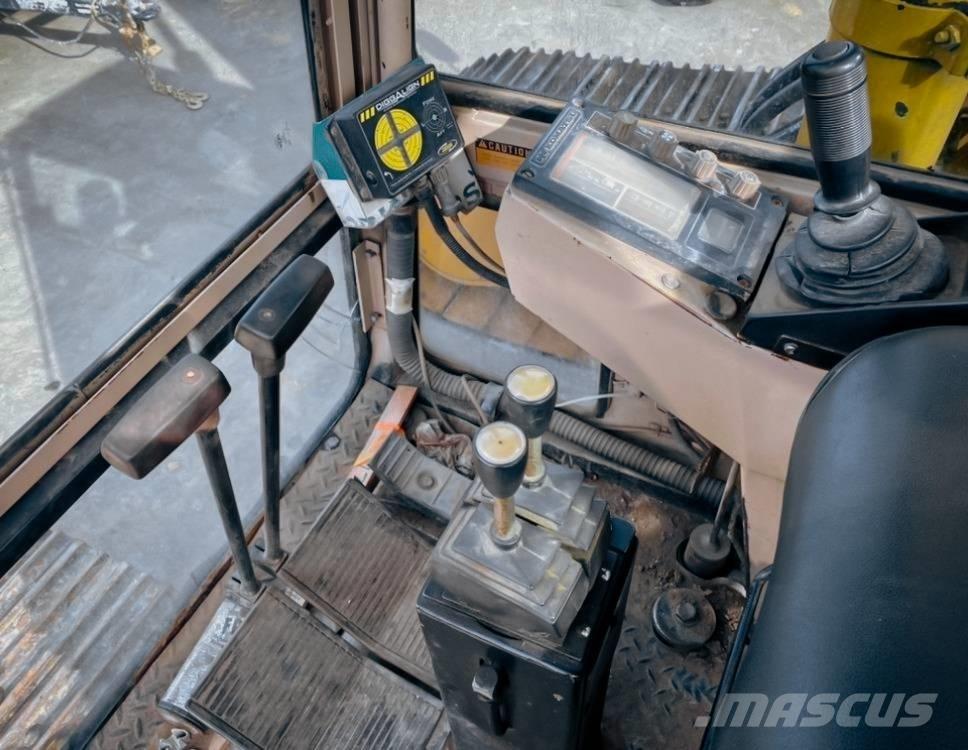 Komatsu PC 200 LC-3 Pelle sur chenilles