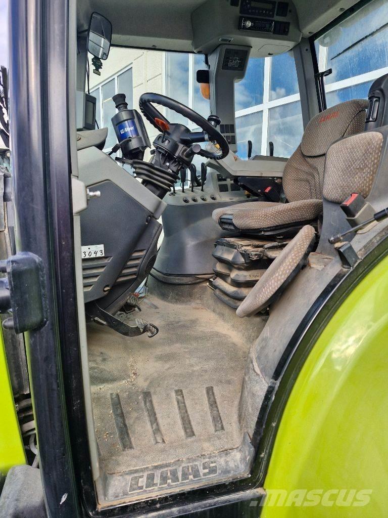 CLAAS Arion 640 Tracteur