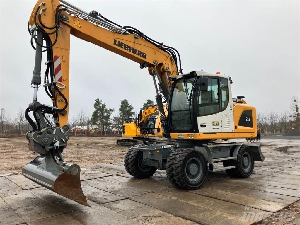 Liebherr A916 Pelle sur pneus