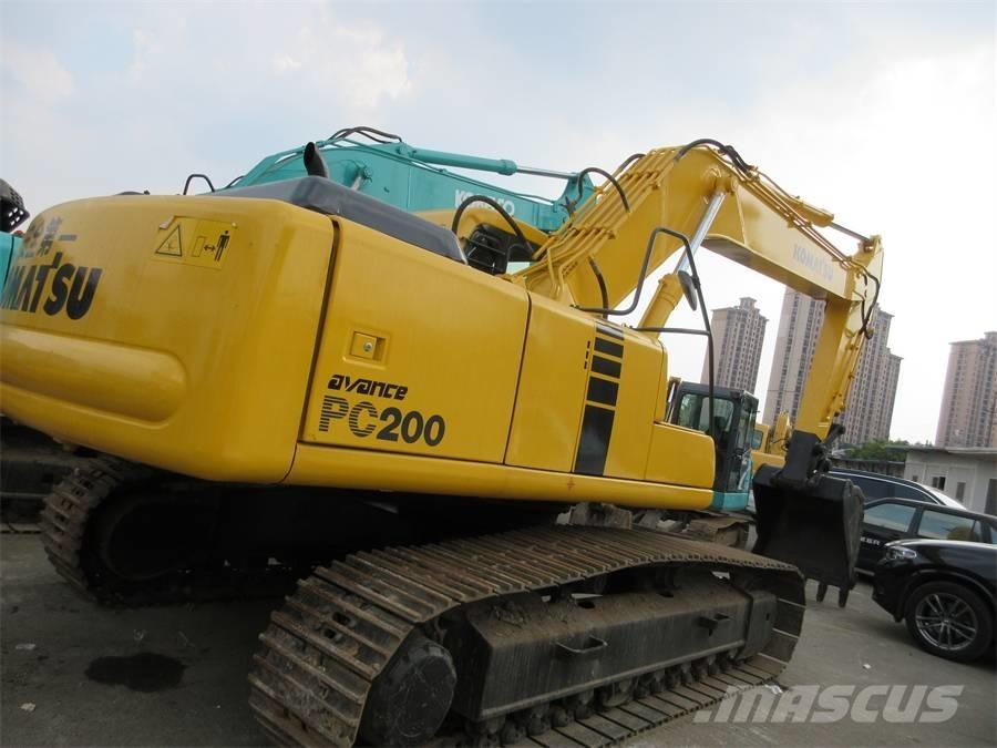 Komatsu PC 200-6 Pelle sur chenilles