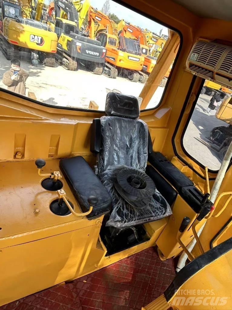 CAT D 7 G Bouteurs sur chenilles