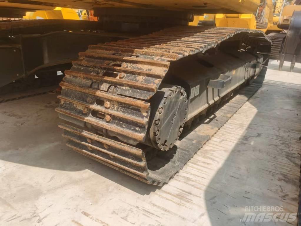 Komatsu PC 200-8 Pelle sur chenilles