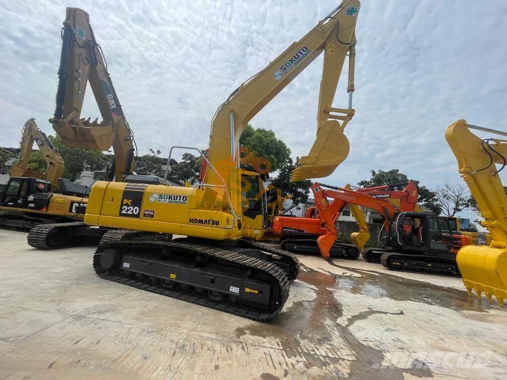 Komatsu PC 220-7 Pelle sur chenilles