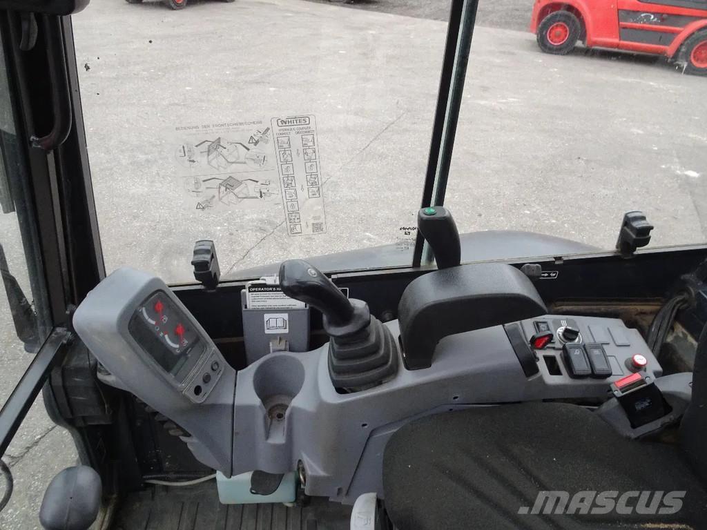 Kubota U27-4 Mini pelle < 7t