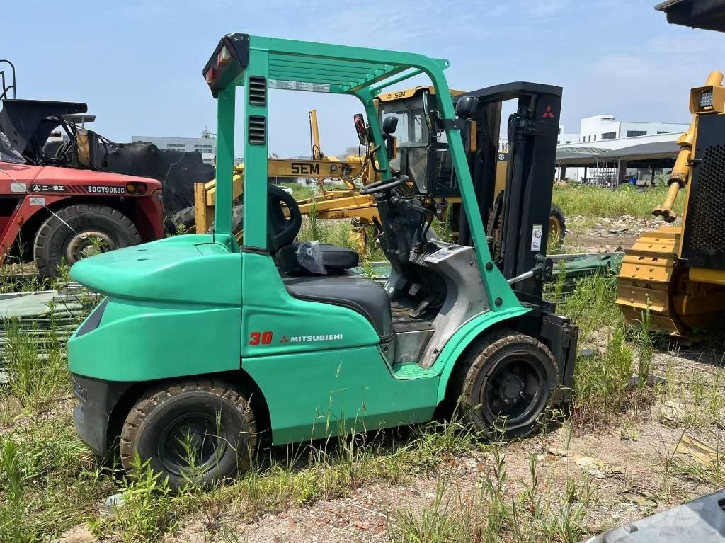 Mitsubishi FD 30 N Chariots diesel