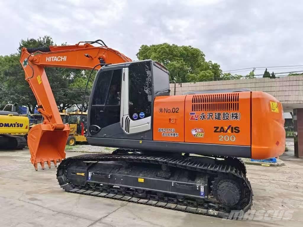 Hitachi ZX 200 Pelle sur chenilles