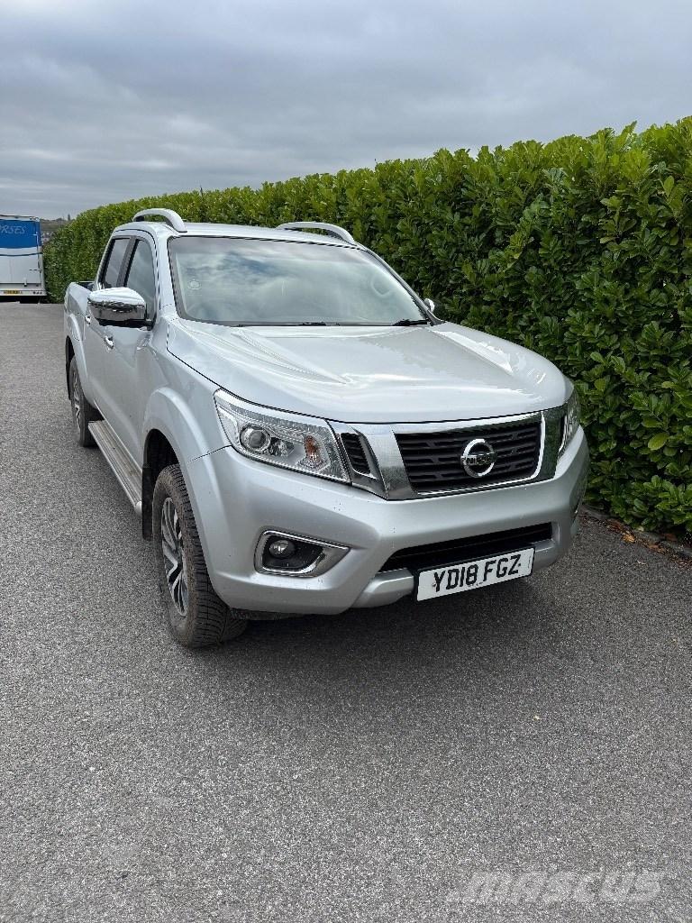 Nissan Navara Utilitaire benne
