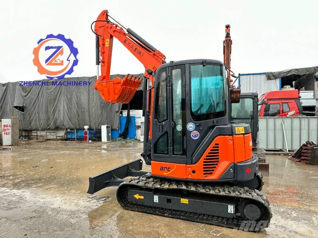 Hitachi ZX 50 Mini pelle < 7t