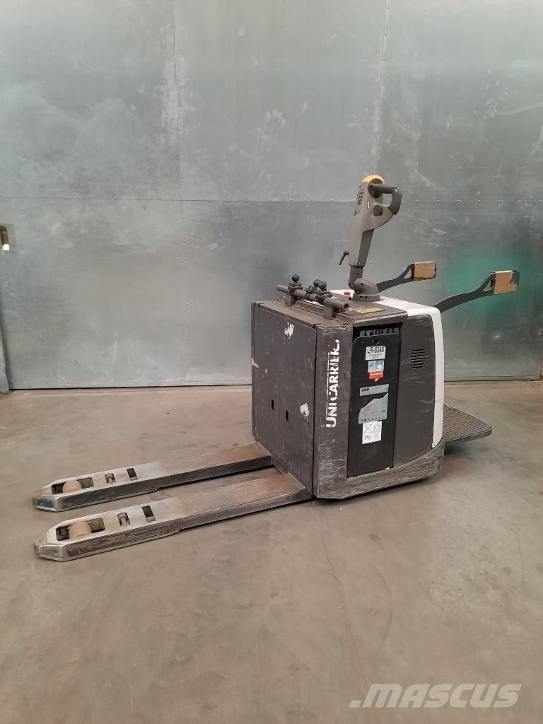 UniCarriers 200PMR Transpalette accompagnant porté debout
