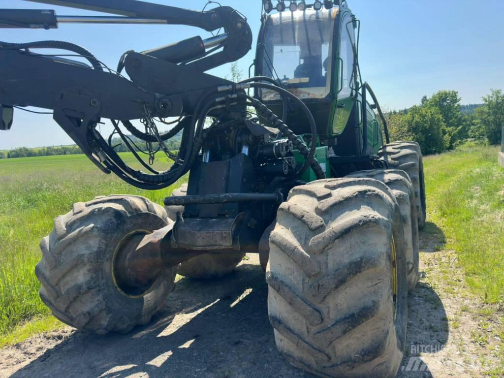 John Deere 1470 E Abatteuse