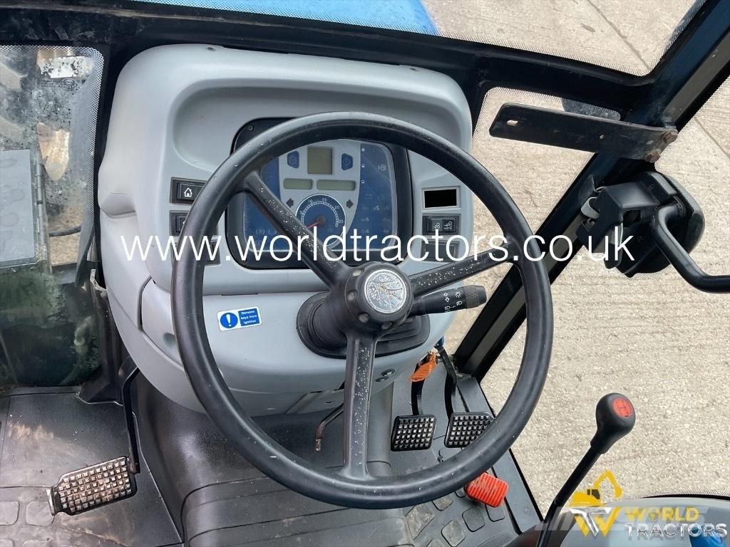 New Holland T 4.95 F Tracteur