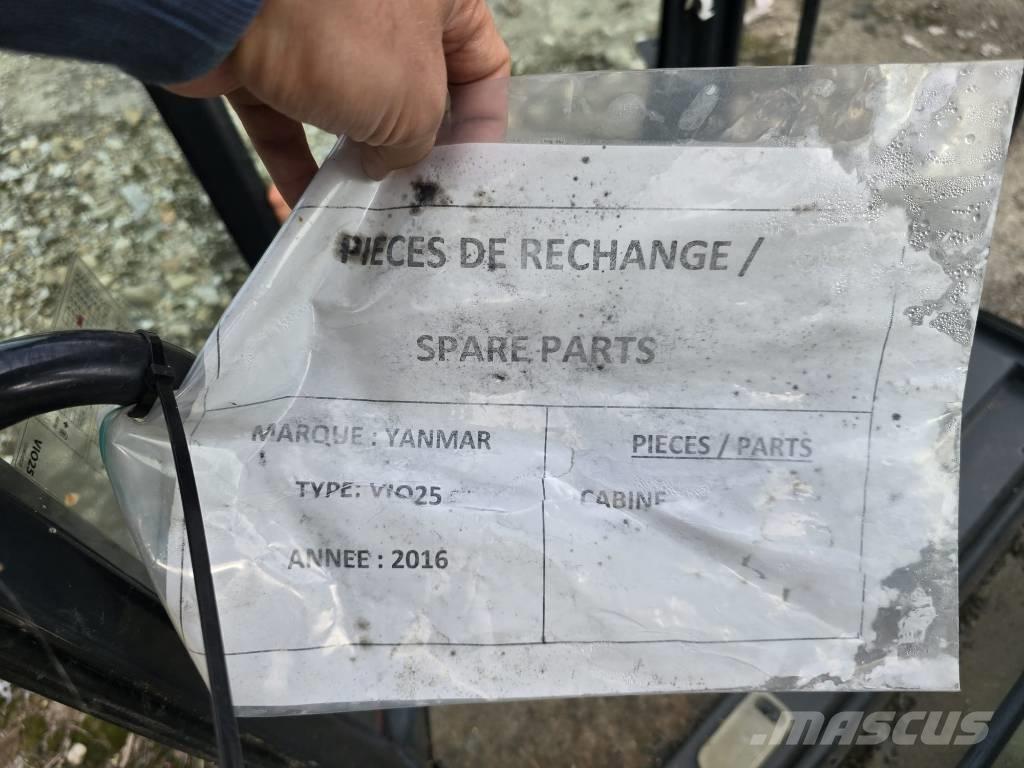 Yanmar Vio 25 Cabine Cabine