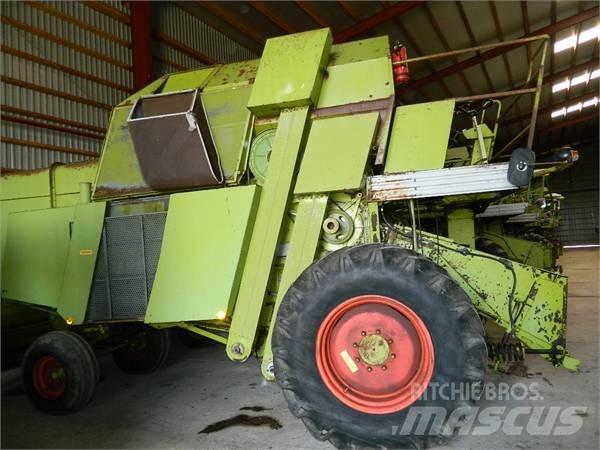 CLAAS Mercator 70 Moissonneuse batteuse