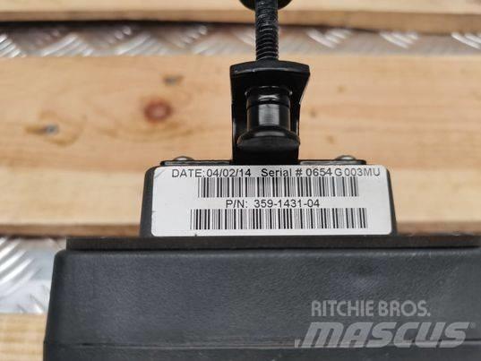 CAT 720 meter Electronique