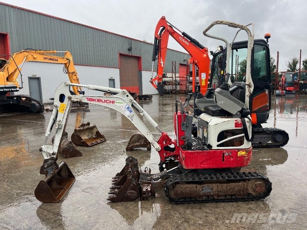 Takeuchi TB 210 R Mini pelle < 7t