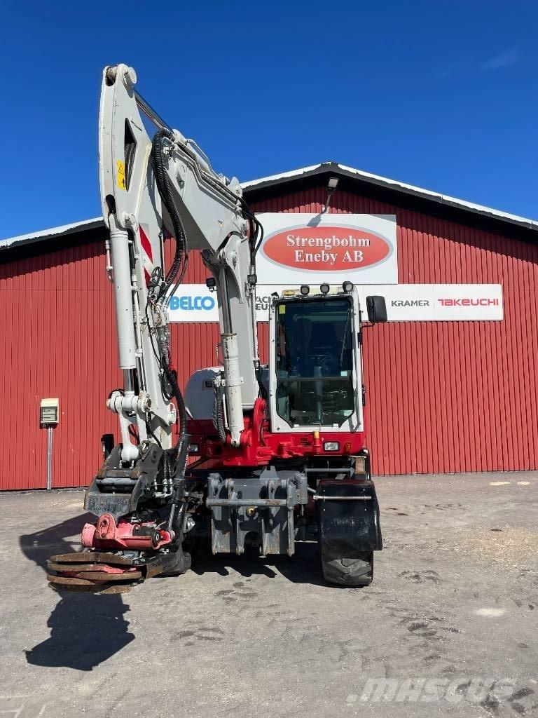 Takeuchi TB 295 W Pelle sur pneus