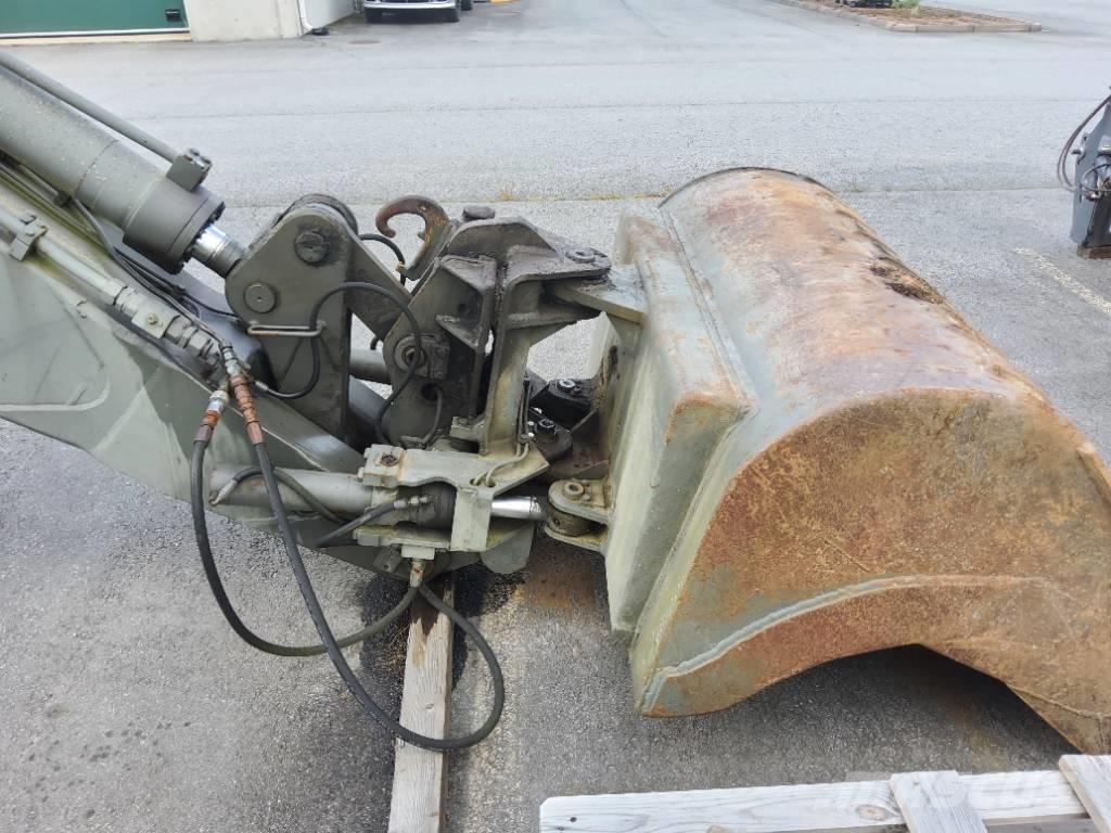 Volvo EW 200 Pelle sur pneus