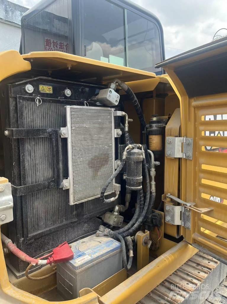 CAT 306 Pelle sur chenilles