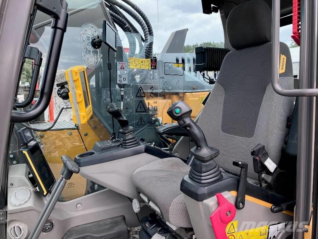 Volvo ECR 235 E Pelle sur chenilles