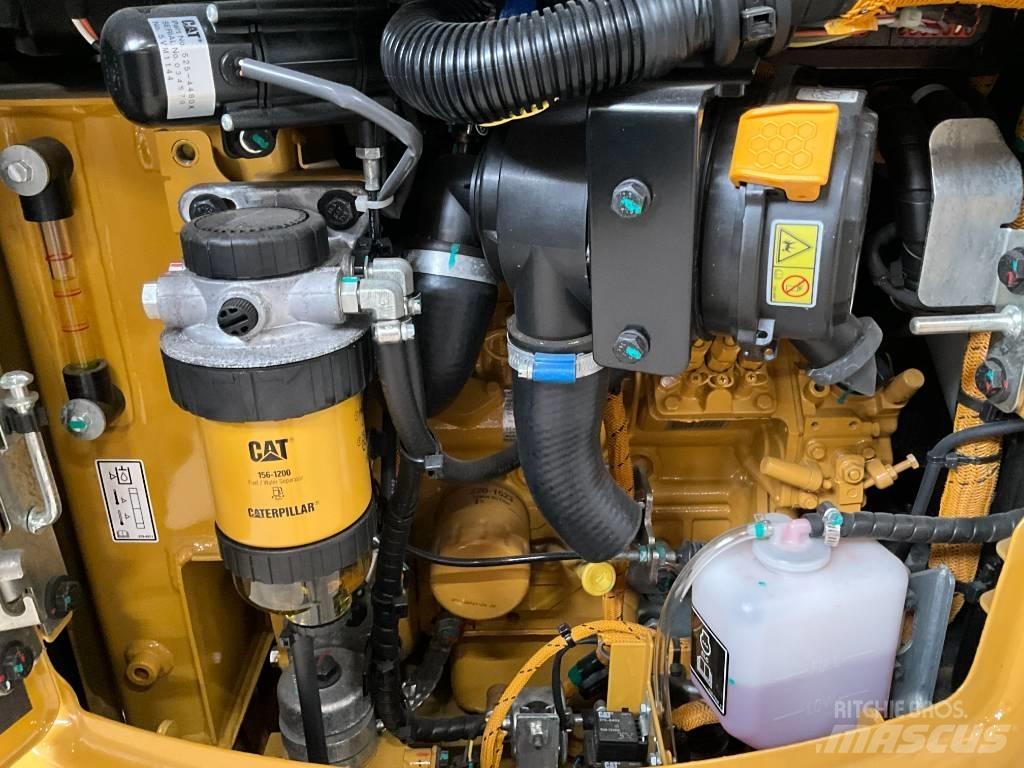 CAT 301.8 UNUSED Mini pelle < 7t