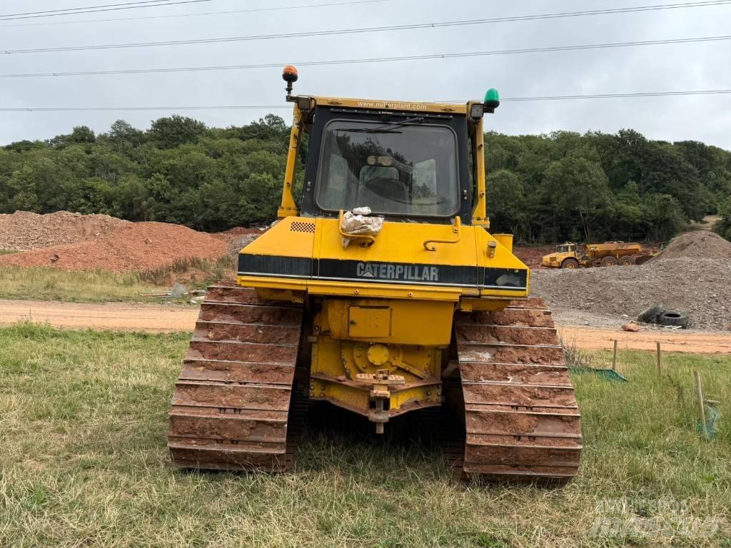 CAT D 6 M LGP Bouteurs sur chenilles