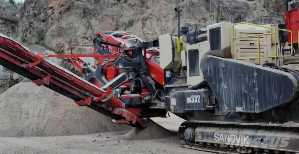 Sandvik QH 332 DDHS Concasseur mobile