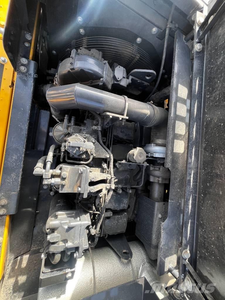 Komatsu PC 450-8 Pelle sur chenilles