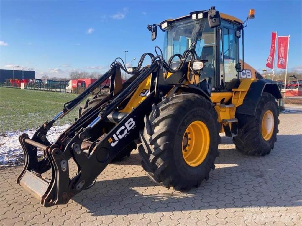 JCB 419S AGRI Chargeuse sur pneus