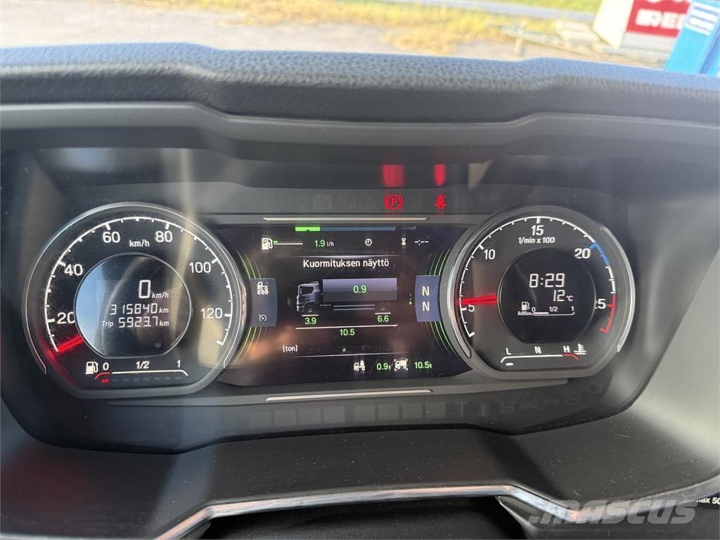 Scania P320 4X2 Camion Fourgon